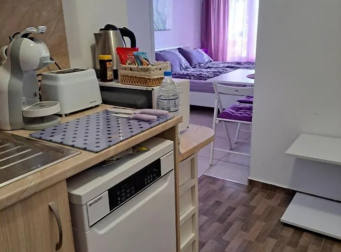 Apartament Stensi Atlantis Studia *